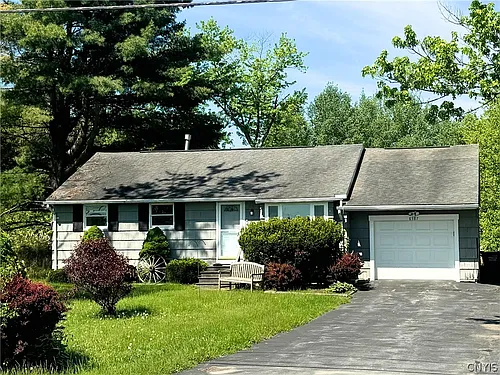 8587 Caughdenoy Rd Photo 1