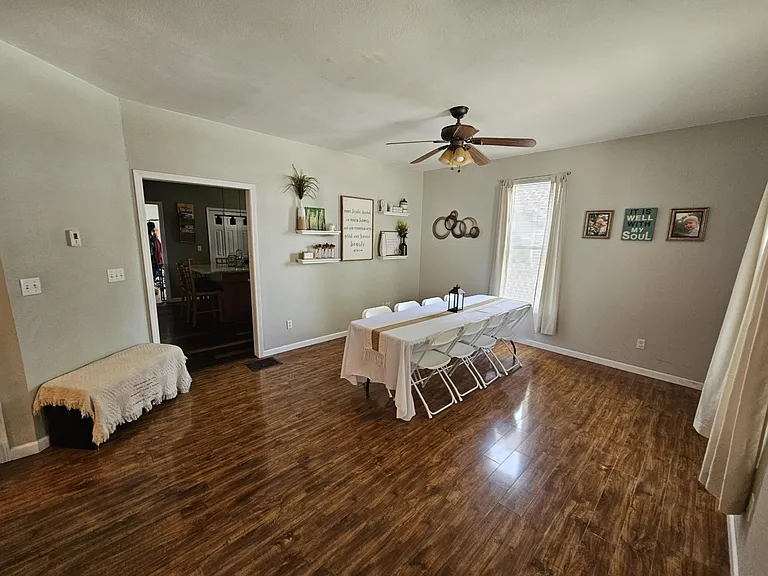 730 Maple St — Photo 4