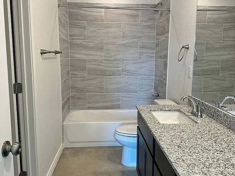 Lehmann Dr — Photo 3
