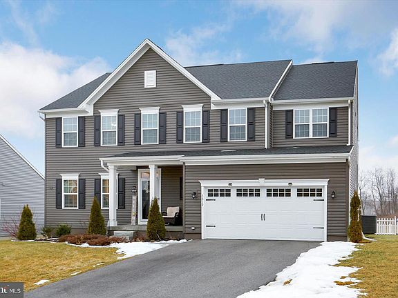 2nd image of 3012 Vanessa Dr