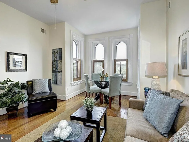 408 Seward Sq SE #7 — Photo 6