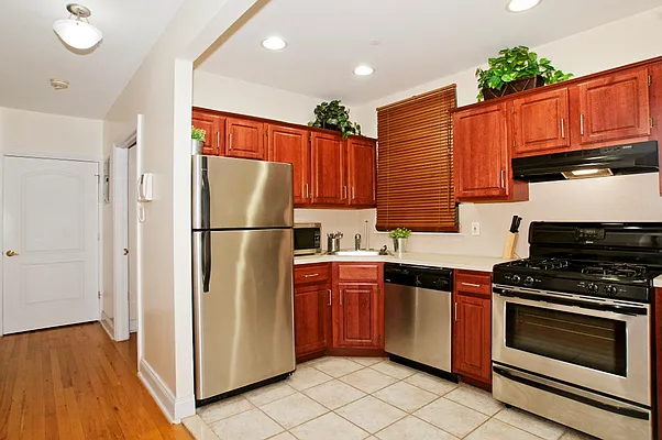 Sold by Luxor Homes & Investment Realty | media 1