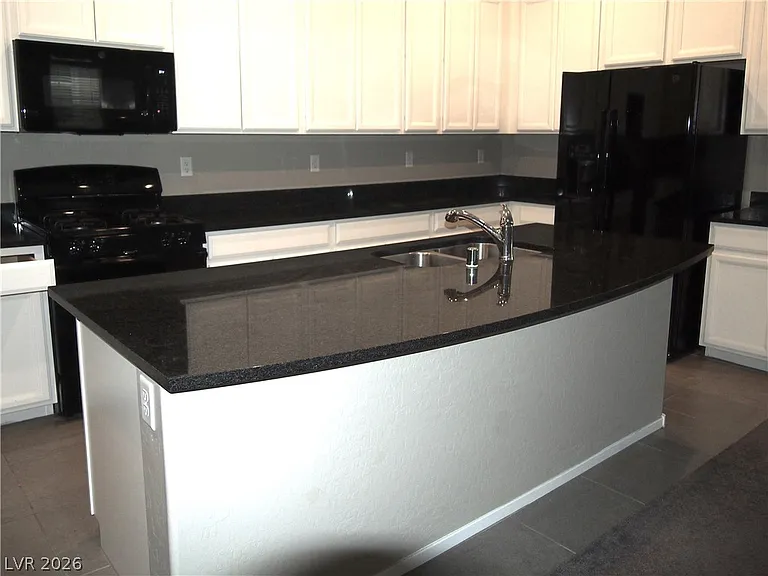735 Orange Plume Walk — Photo 8