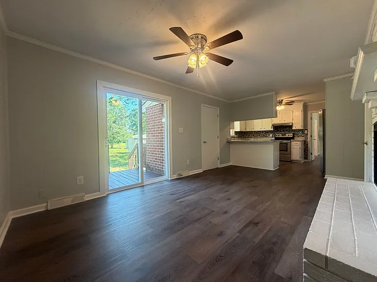 2703 Toronto Ln — Photo 19
