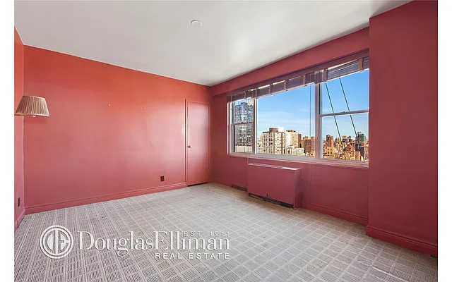 Sold by Douglas Elliman | media 15