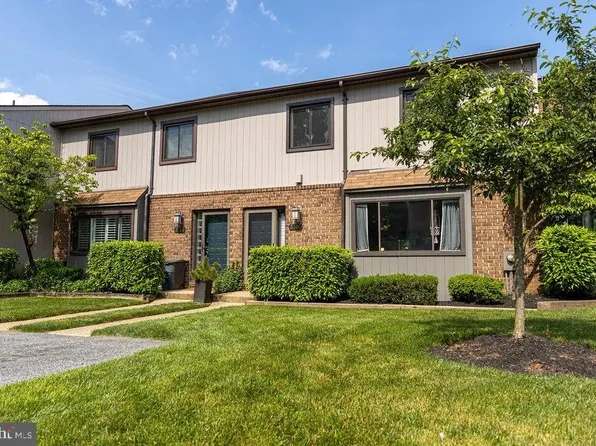 3106 Old Post Dr, Pikesville, MD 21208