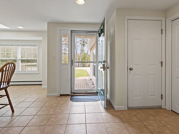 5th image of 78 Windward Pointe Drive #19