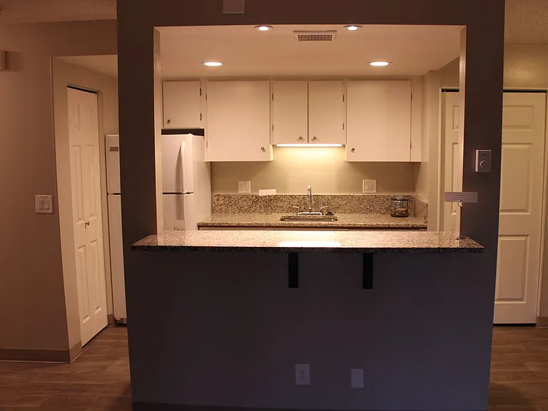14500 SW Hall Blvd — Photo 5