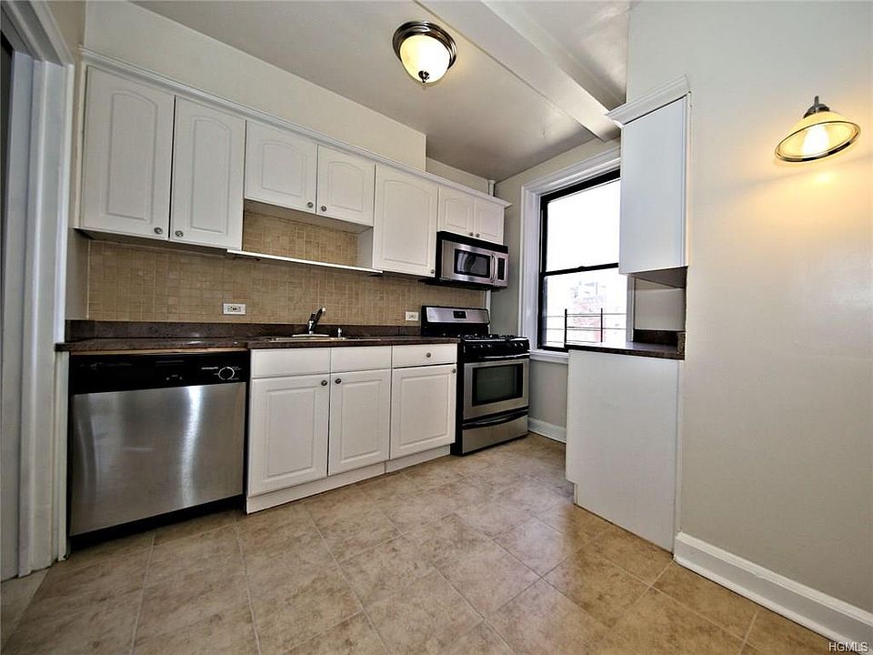 1st image of 225 Larchmont Acres APT A