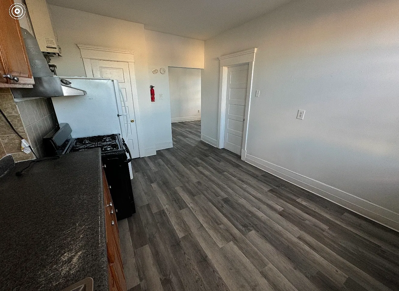 1 bed, $1,600 — Photo 2