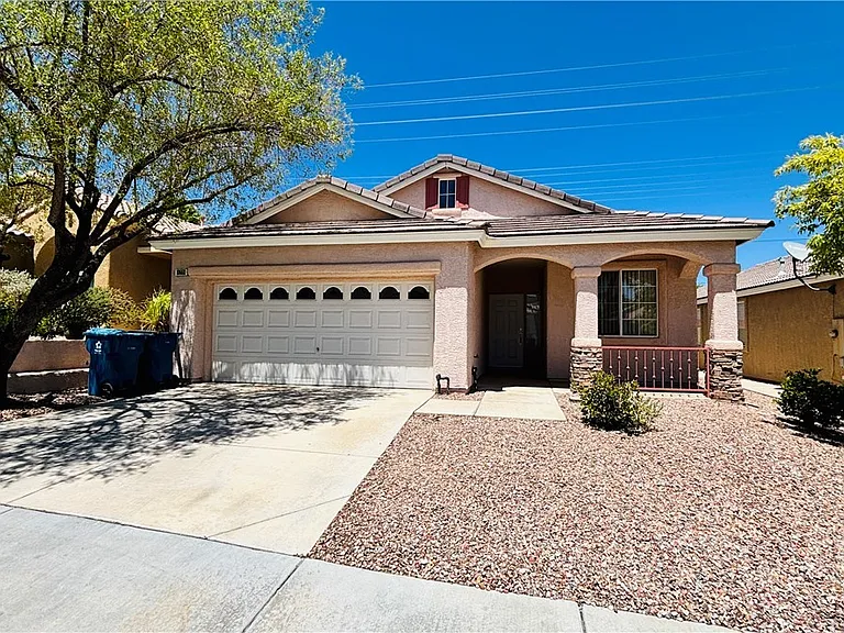 10660 Windrose Point Ave — Photo 1