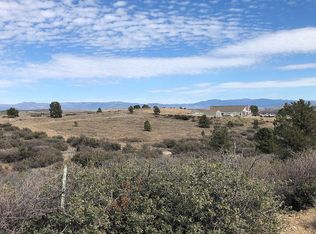 17386 S Juniper Dr, Peeples Valley, AZ 86332