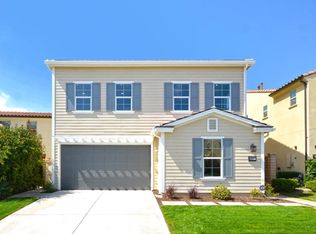 607 E Boxwood Ln, Azusa, CA 91702