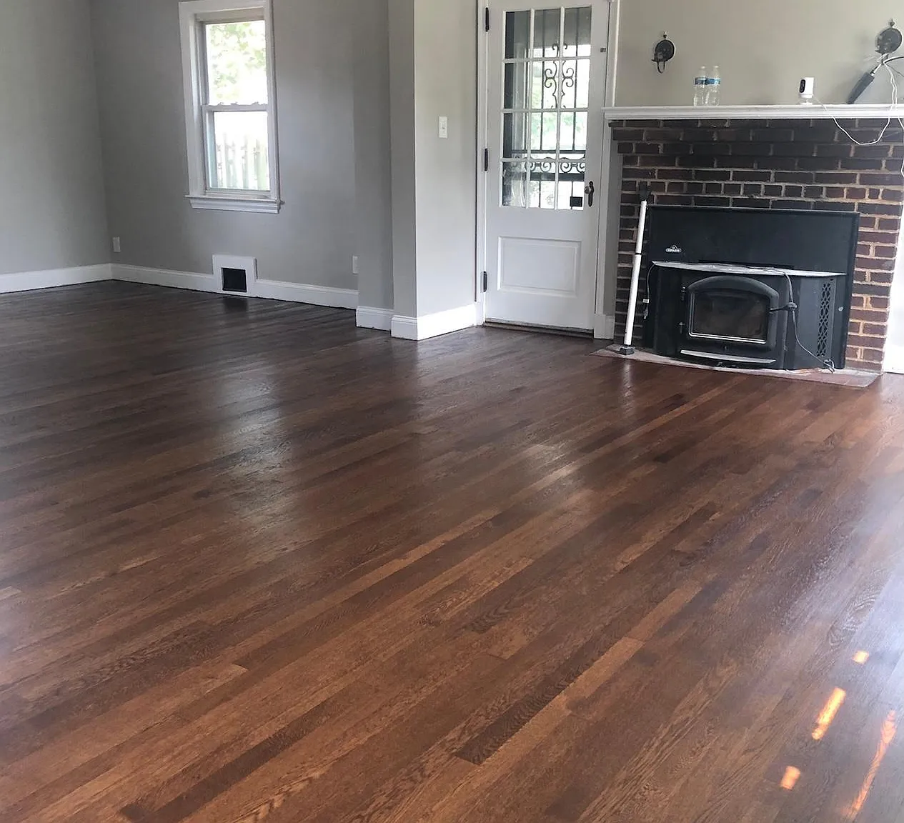 1102 Parker Ave — Photo 2