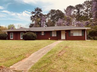 2691 Jaguar Dr, Ellenwood, GA 30294