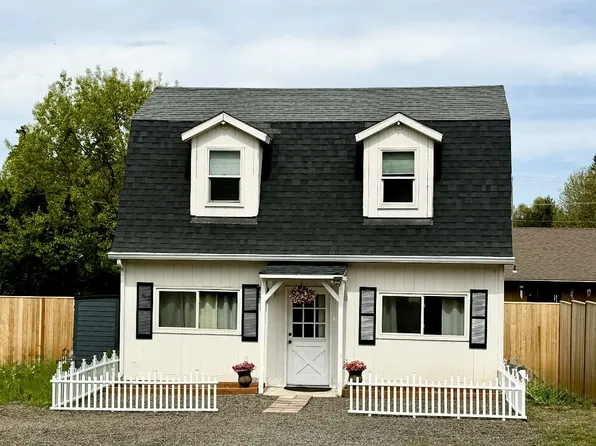 2125 18th Ave #1, Forest Grove, OR 97116