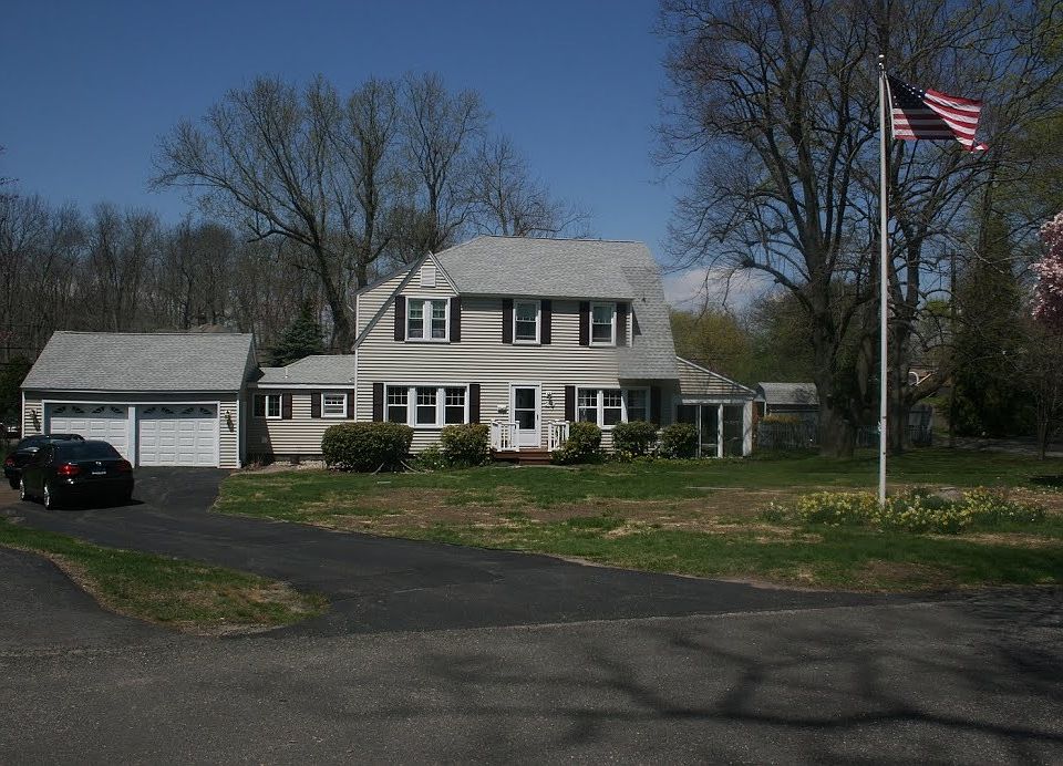1st image of 29 8th Ave