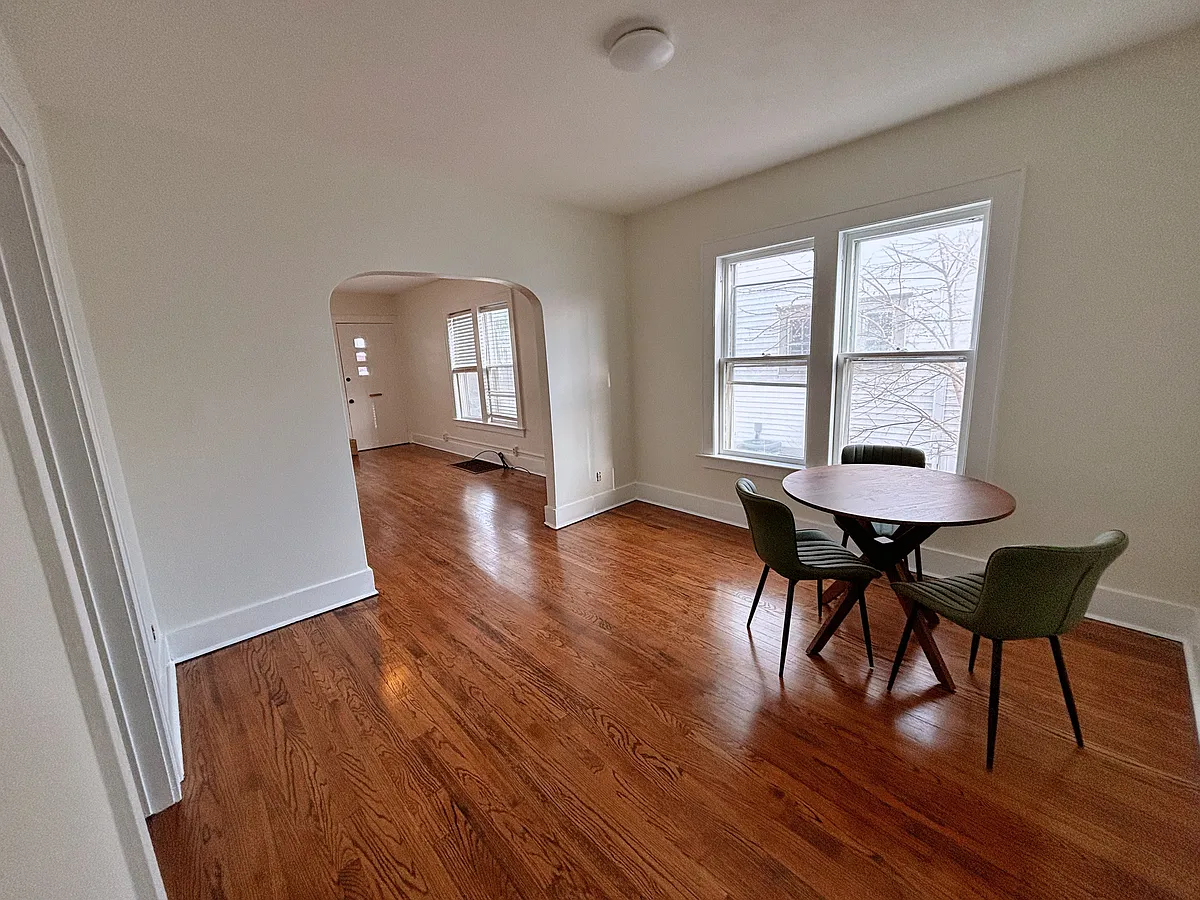 Building Photo - 201 Lillian Ave #1