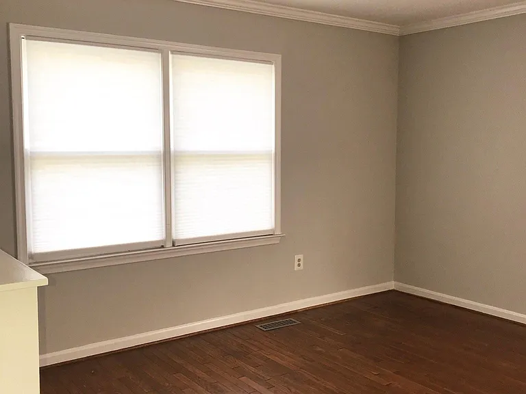 1128 N Stafford St — Photo 22