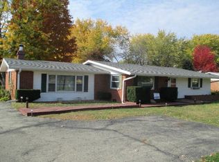 1009 S Tiger Dr, Yorktown, IN 47396