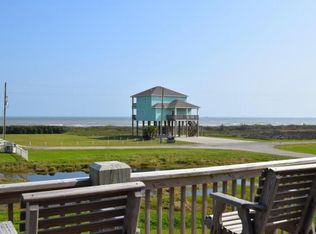3208 Sea Castle Dr, Crystal Beach, TX 77650