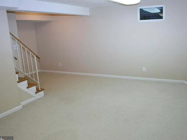 9209 Graceland Pl — Photo 9