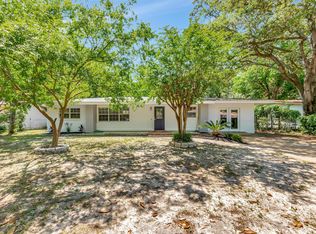 8 Waynel Cir, Fort Walton Beach, FL 32548