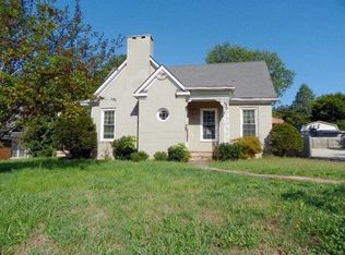 117 S Young St, Sparta, TN 38583