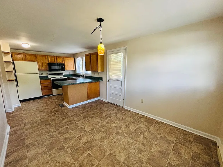 1806 Brooksfield Rd — Photo 17