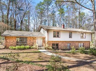 1957 Gunstock Dr, Stone Mountain, GA 30087