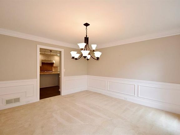 5th image of 5070 Hodgkins Pl