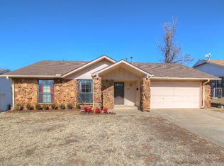 1515 Melissa Cir, Sapulpa, OK 74066