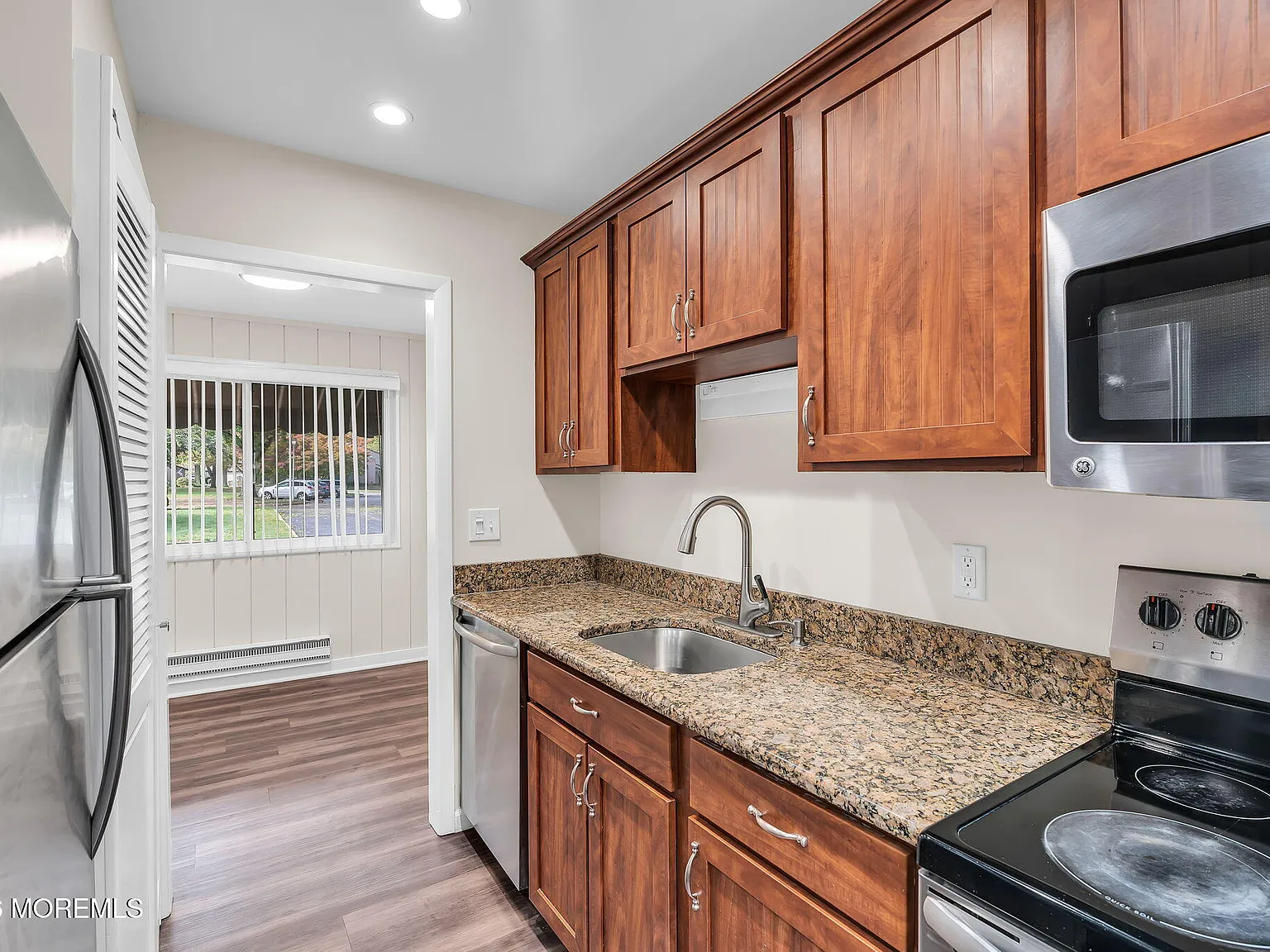 2 bed, 1371 sqft, $3,750 — Photo 3