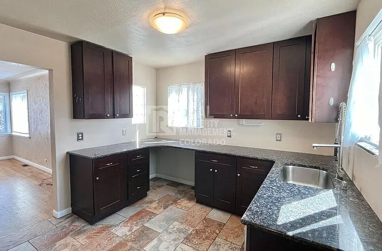 475 N Osceola St — Photo 5