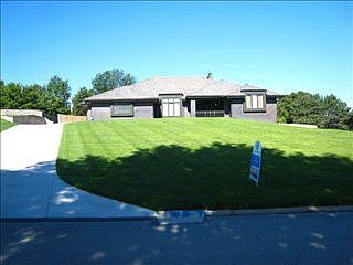 1st image of 208 Heavenly Dr
