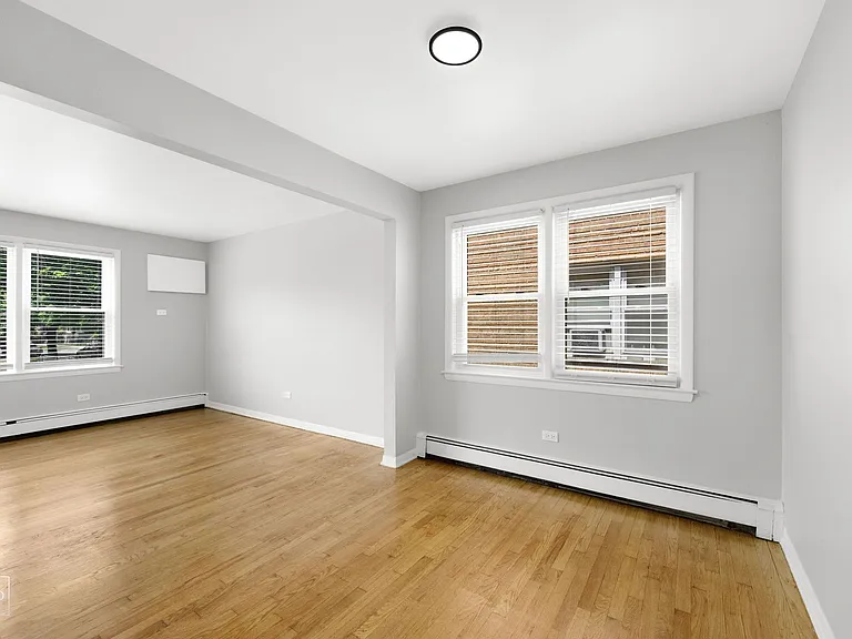 8935 S Dauphin Ave — Photo 5