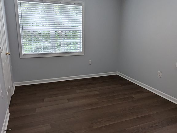 4th image of 2021 Wolftech Ln APT 201