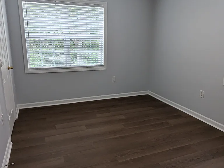 2021 Wolftech Ln #201 — Photo 4