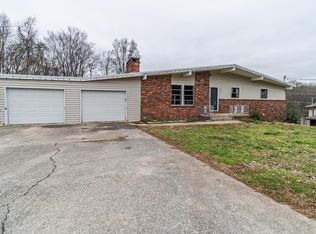 290 Illinois Ave, Oak Ridge, TN 37830