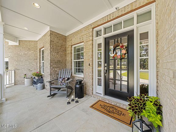 5th image of 3719 Fairfield Way