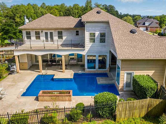 3rd image of 3109 Laurel Oaks Dr NW