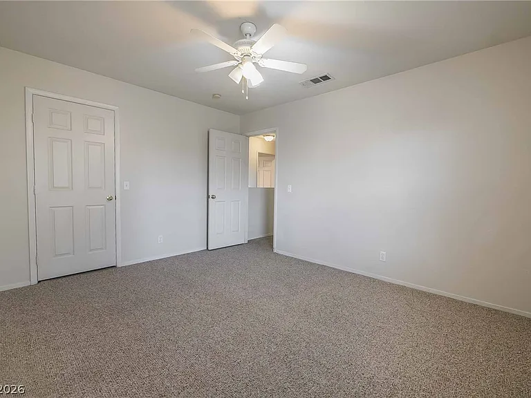 2815 Dawn Crossing Dr — Photo 20
