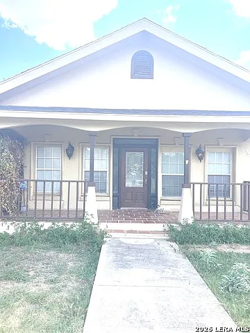 109 E Pecos St