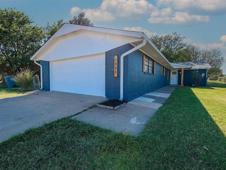 1301 SE Clover Ln, Lawton, OK 73501 Zillow
