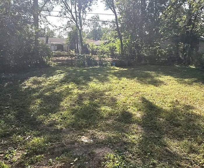1118 Benton St — Photo 15