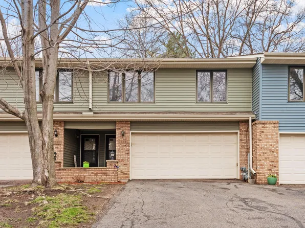 2354 14th Ter NW, New Brighton, MN 55112