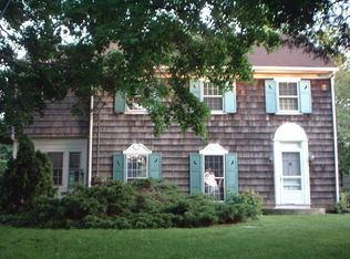 167 Bayview Ave, Portsmouth, RI 02871