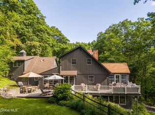 351 Dugway Rd, Chatham, NY 12037