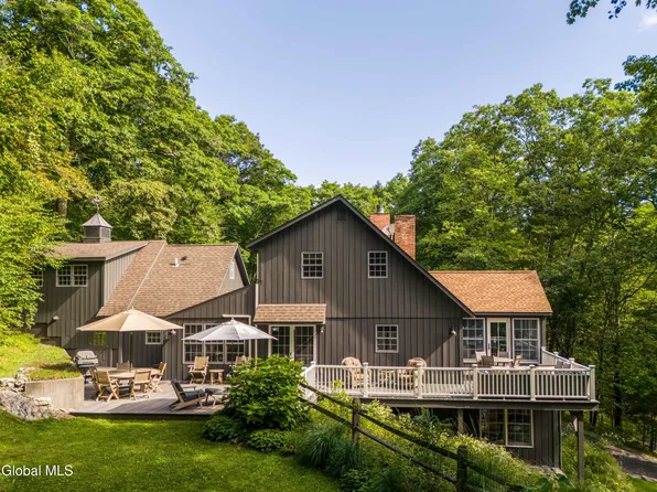 351 Dugway Road, Austerlitz, NY 12037