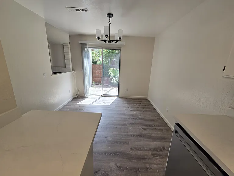 3103 Lucero Ct — Photo 4